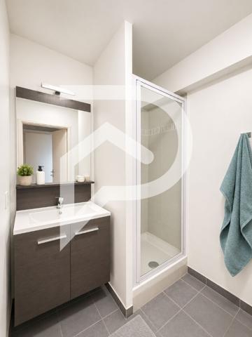 Appartement 4 pièces 77.96 m2