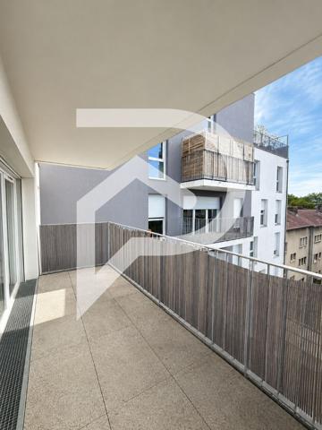 Appartement 4 pièces 77.96 m2