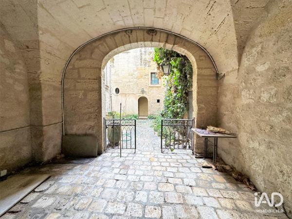 Maison à vendre 17 pièces 690 m² Uzès