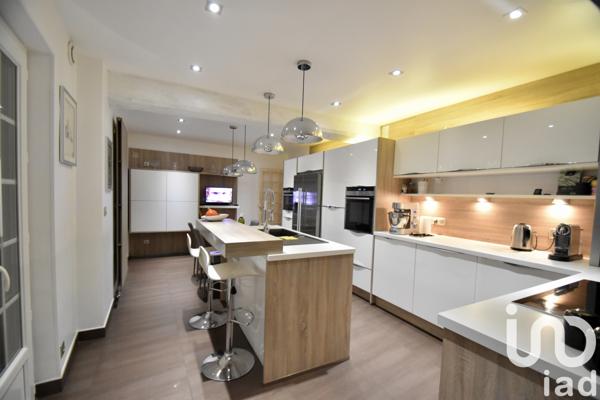Maison à vendre 10 pièces 320 m² Annet-sur-Marne
