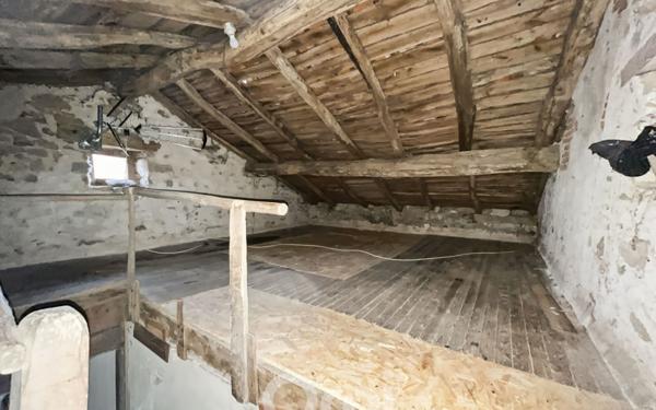 Maison à vendre    2 pièces • 48 m2 Saint-Symphorien-sur-Couze