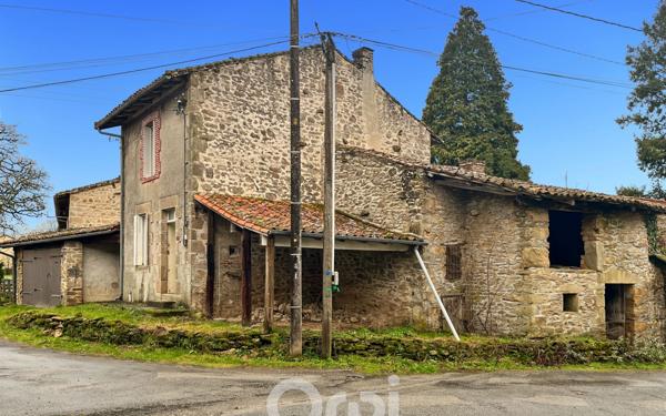 Maison à vendre    2 pièces • 48 m2 Saint-Symphorien-sur-Couze