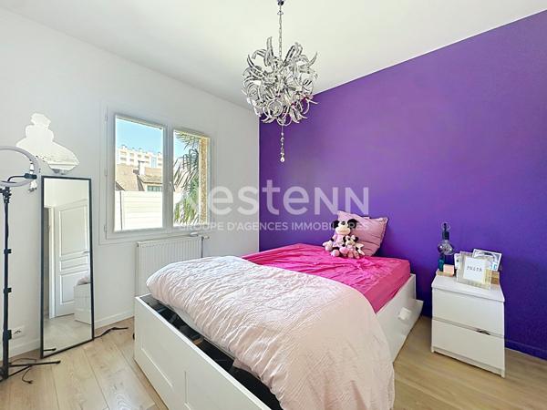 Grande maison familiale avec piscine - 69500 BRON