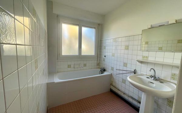 Appartement à vendre    3 pièces • 75 m2 Lorient