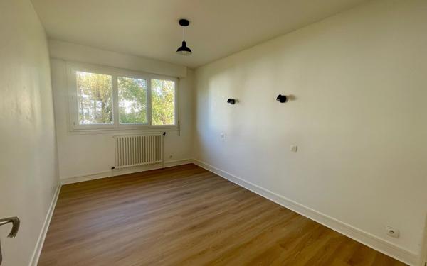 Appartement à vendre    3 pièces • 75 m2 Lorient