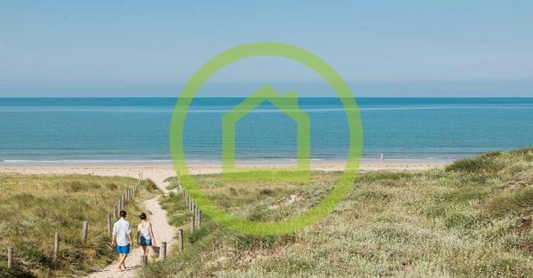 Terrain constructible à BARBATRE (85630)