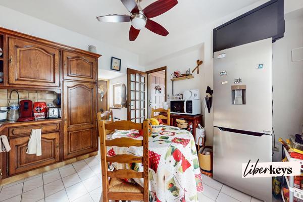 PORT LEUCATE : Charmante maison de 115m² avec extérieur et garage.