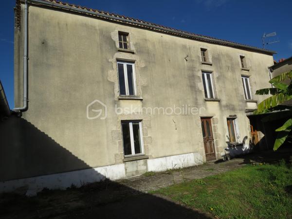 Maison en pierre de 110 m²