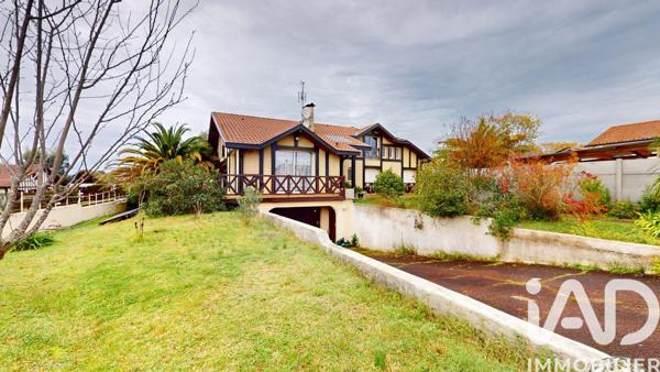 Maison à vendre 7 pièces 205 m² Saint-Vincent-de-Tyrosse