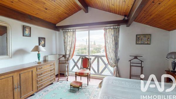 Maison à vendre 7 pièces 205 m² Saint-Vincent-de-Tyrosse