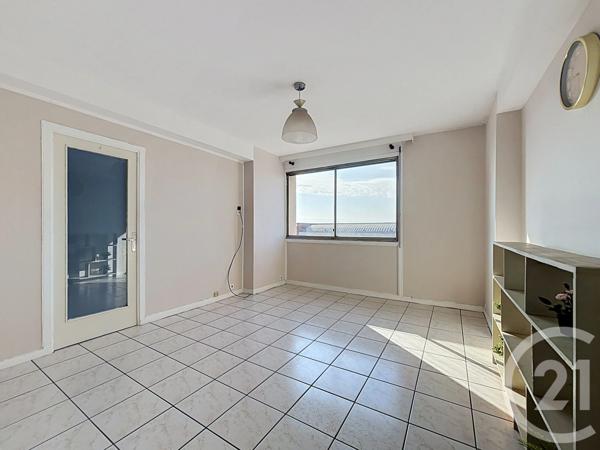 Appartement F2 à vendre  2 pièces - 43,28 m 2   CLERMONT FERRAND  - 63