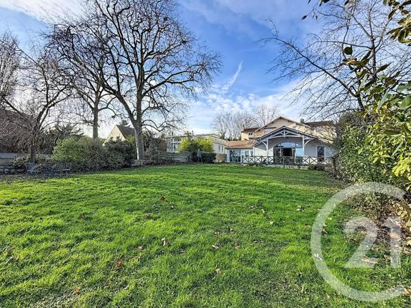 Appartement F8 à vendre  8 pièces - 243 m2 CHATOU - 78