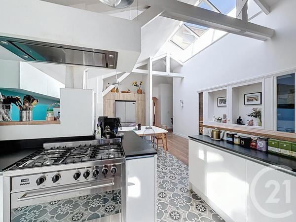 Appartement F8 à vendre  8 pièces - 243 m2 CHATOU - 78