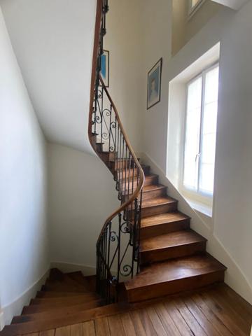 Maison  9 pièces 199 m2