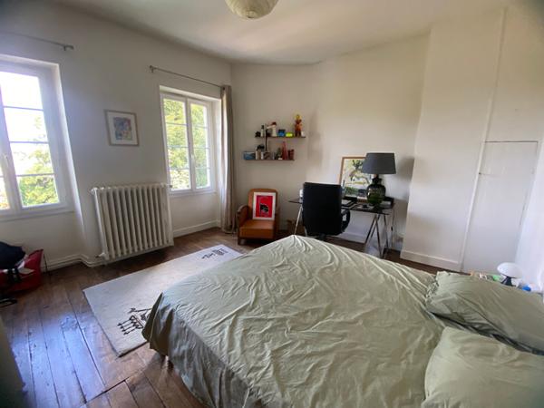 Maison  9 pièces 199 m2