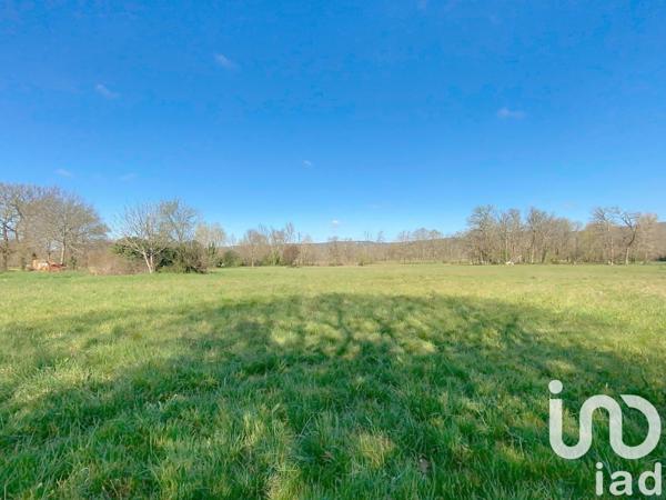 Maison 6 pièces de 141 m² à Terrasson-Lavilledieu (24120)