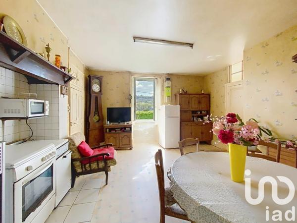 Maison 6 pièces de 141 m² à Terrasson-Lavilledieu (24120)