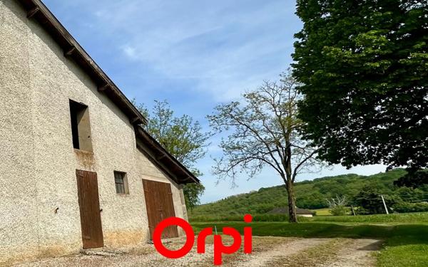 Maison à vendre    4 pièces •  Chamagnieu