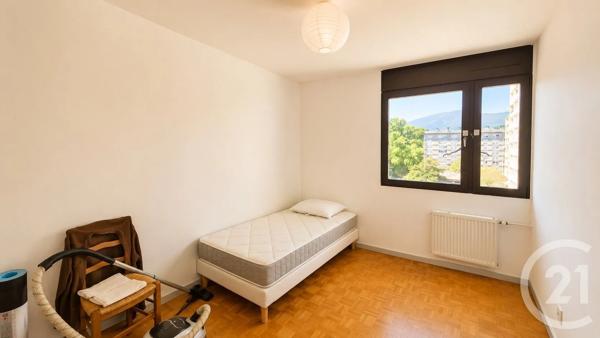 Appartement F4 à vendre  5 pièces - 83,39 m 2   CHAMBERY  - 73