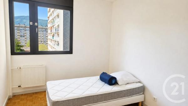 Appartement F4 à vendre  5 pièces - 83,39 m 2   CHAMBERY  - 73