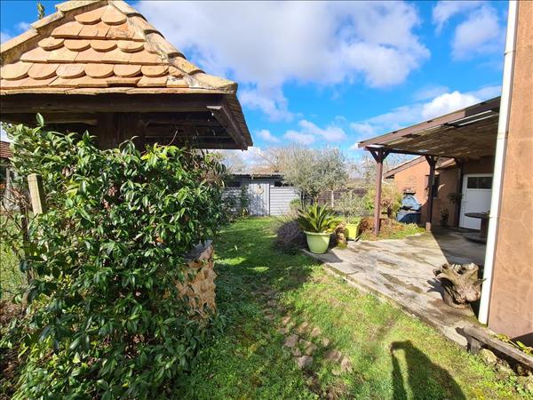 Maison à vendre |  Montlieu-la-Garde |  4 pièces | 125 m²