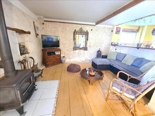 Maison à vendre |  Montlieu-la-Garde |  4 pièces | 125 m²