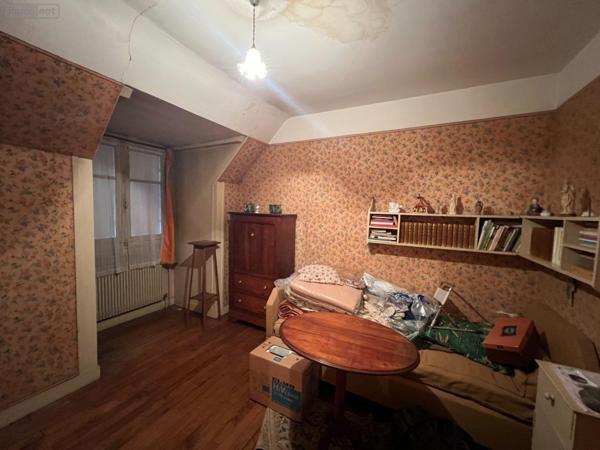 Maison à vendre à Beaumont-le-Roger dans l'Eure (27170), ref : 03156