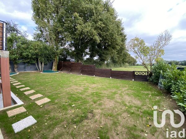 Maison traditionnelle 7 pièces de 146 m² à Les Herbiers (85500)