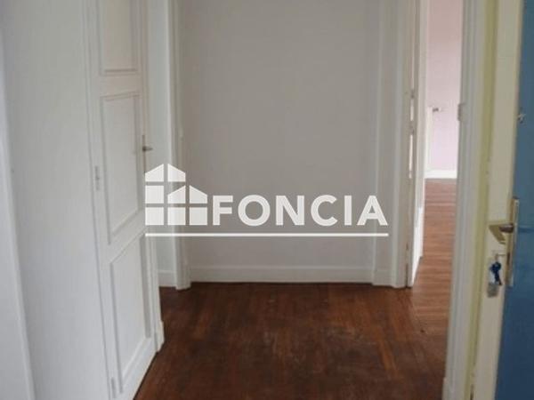 Location Appartement 4 pièces 70.3 m² - 13 ET 15 BOULEVARD PIERRE BROSSOLETTE Laon 02000