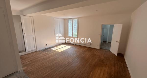 Location Appartement 2 pièces 55.81 m² - Chartres 28000