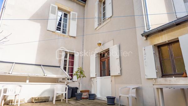 Maison de ville de 162 m²