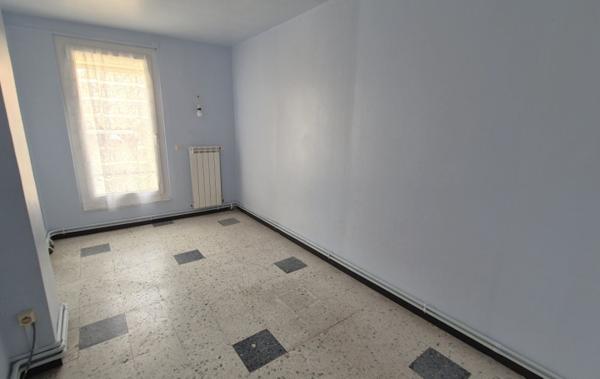 Vente Maison Avec terrasses - garage et parking à rafraîchir Castelnau-d'aude