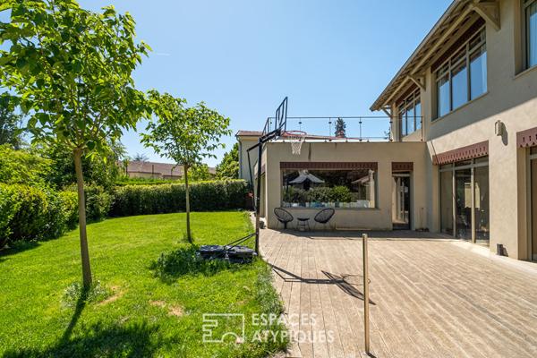 Ancienne dépendance avec extension contemporaine