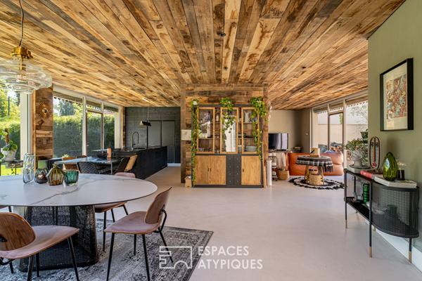 Ancienne dépendance avec extension contemporaine