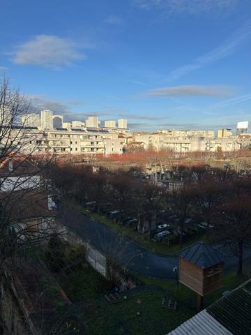 Le Kremlin-Bicêtre (94270) BRS - T3 de 59 m2 avec terrasse