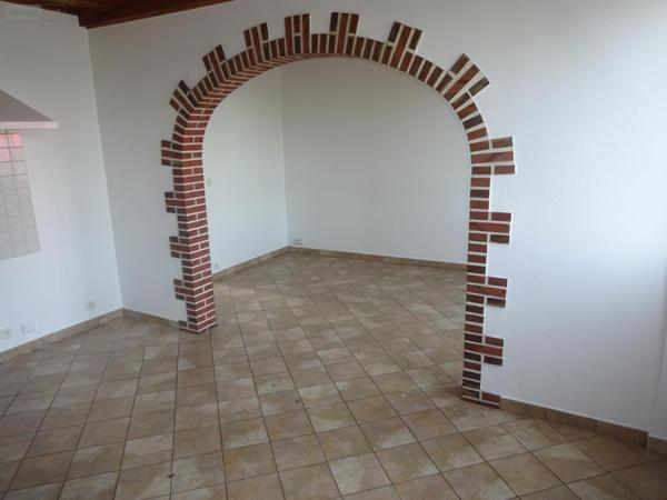 Maison individuelle à vendre à Nogent-le-Rotrou dans l'Eure-et-Loir (28400), ref : NOG 1029