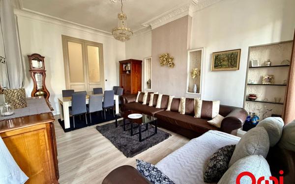 Appartement à vendre    5 pièces • 128,90 m2 Marseille 1
