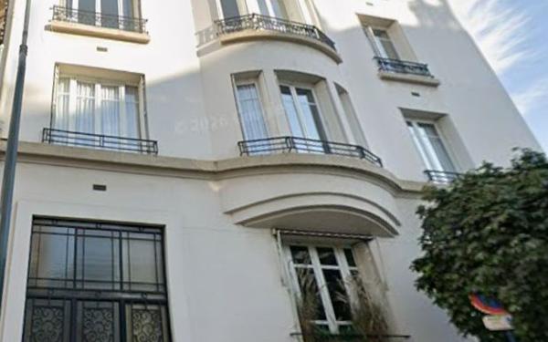 Appartement à vendre    1 pièce • 10,42 m2 Saint-Mandé