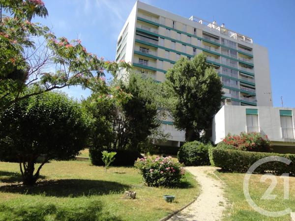 Appartement F4 à vendre  4 pièces - 71 m 2   SEPTEMES LES VALLONS  - 13