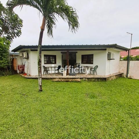 Maison 10 pièces - 283 m²