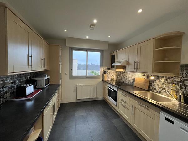 - A LOUER - Appartement T3 meublé