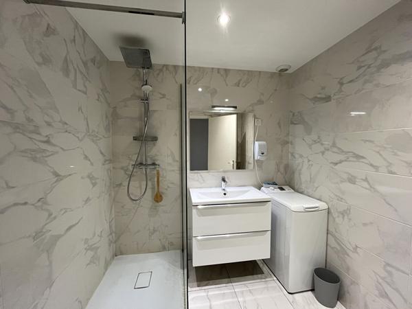 - A LOUER - Appartement T3 meublé