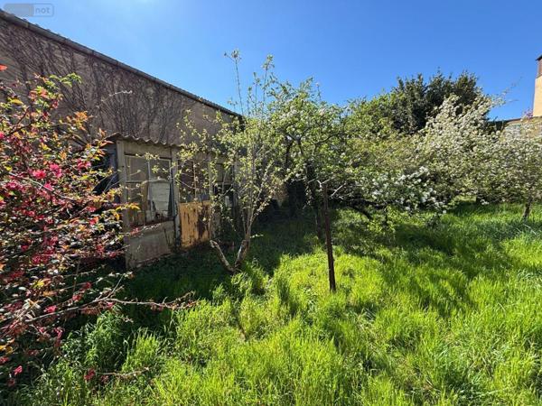 Maison de ville à vendre à Châteauroux dans l'Indre (36000), ref : JA/757   
Centre ville