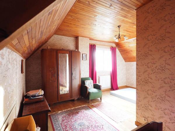 Environnement agréable et calme pour cette traditionnelle avec terrain de 2 200 m²