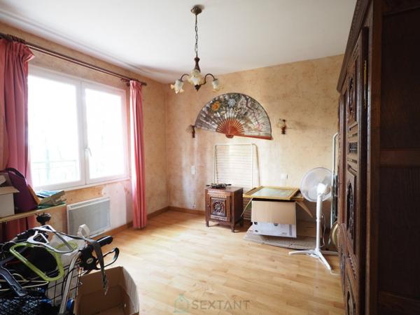 Environnement agréable et calme pour cette traditionnelle avec terrain de 2 200 m²