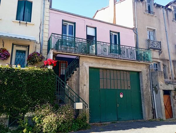 Petite maison de village rénovée