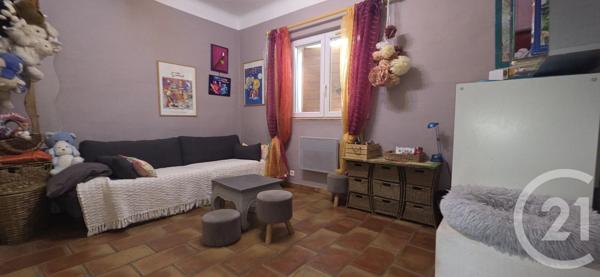 Maison à vendre  6 pièces - 185 m 2   TOURVES  - 83