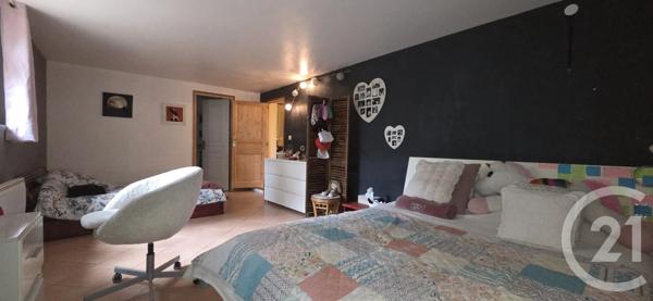 Maison à vendre  6 pièces - 185 m 2   TOURVES  - 83