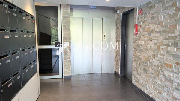Appartement 4 pièce(s) 2 chambre(s) 82.01 m²