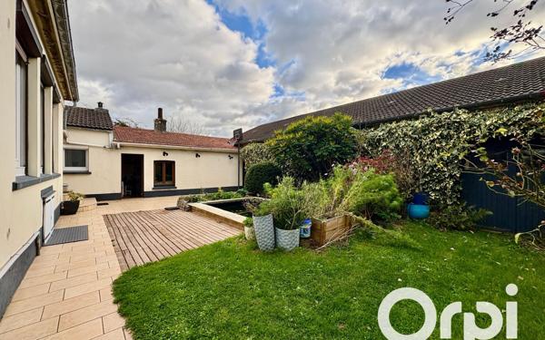 Maison à vendre    8 pièces • 335 m2 Calais